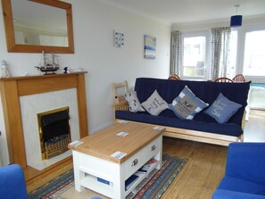 Lounge to back door