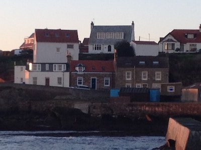 Beautiful 1850's Fisherman's Cottage on the sea front in prime location