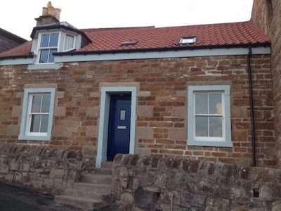 Beautiful 1850's Fisherman's Cottage on the sea front in prime location