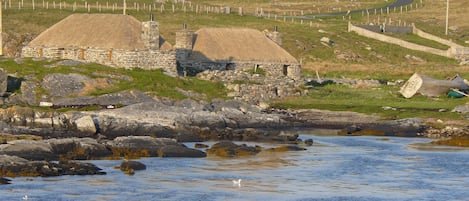 Cnoc an Dudain from across the bay