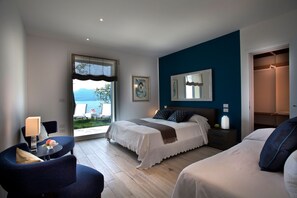 Suite bedroom