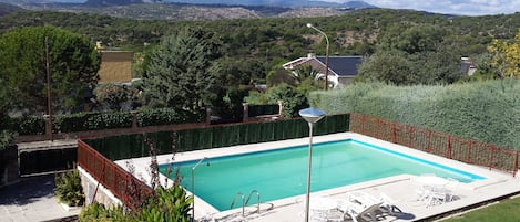 piscina y vistas