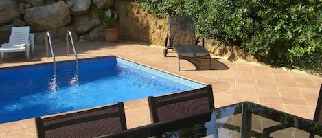 Pool & terrace