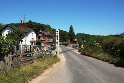 Your unique front-row view of North Yorkshire Moors steam trains. Coast 20 Mins