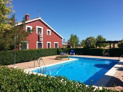 Villanova Rural Cottage for 16 people