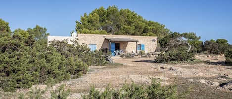 Vista casa desde la cala