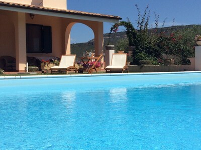 Alghero holiday home: Villa Relax with private pool and panoramic views