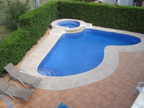 Pool and Jacuzzi