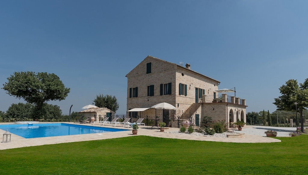 Picture of villa