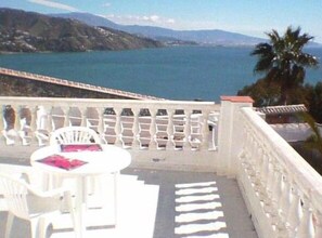 Main bedroom balcony