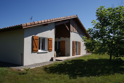 Neues Haus mit Garten bis 10 Pers.  