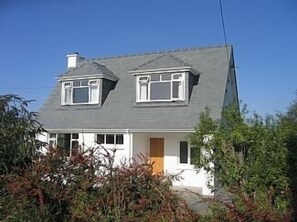 View of front of the house