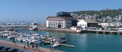 Vue sur le port