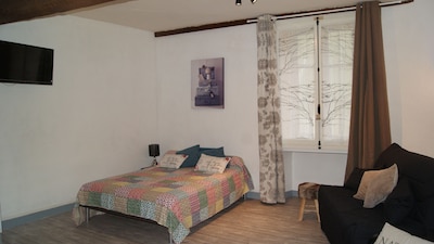 Estudio reformado en el centro de Ax les thermes, ideal para spa y esquí.