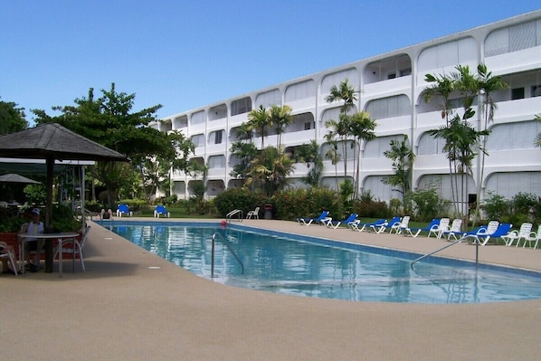 View of Golden View Pool and Apartment