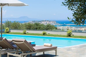 Overlooking the castle of Fortezza and the city of Rethymno