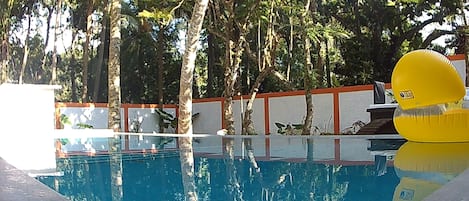 POOL AND GARDEN