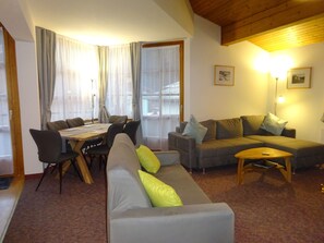 Living room (Apartment Bischofsmütze)