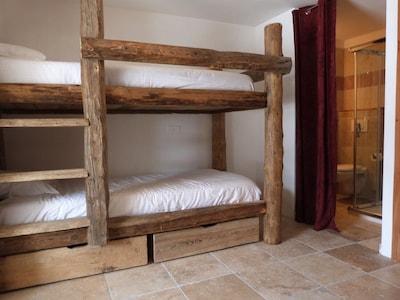 High standing service, ideally located in a mountain village.
