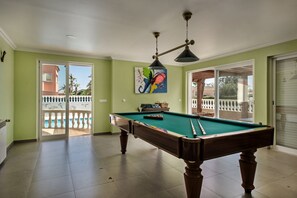 Game room