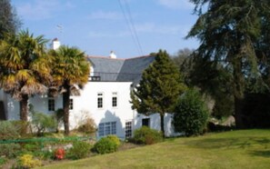 external view of property with roof terrace