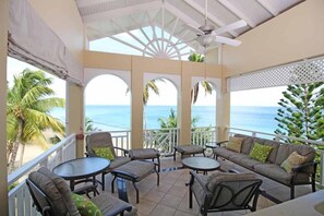 balcony with views along Grafton beach