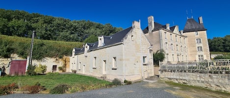 Farmhouse with the chateau in the background