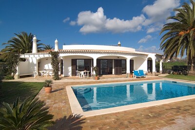 Villa Camena: private pool