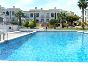 Large Communal Pool