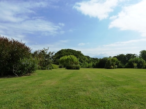 Garden with views of the Pyrenees