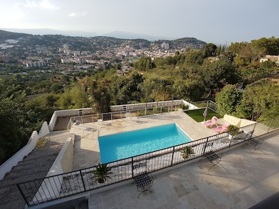  Villa in Super Cannes Private Pool  Panoramic Views 5 min by car to the Beach