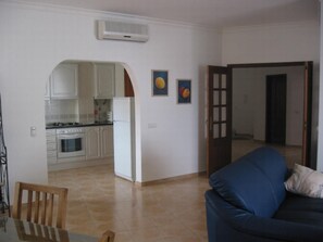Lounge to kitchen and hall