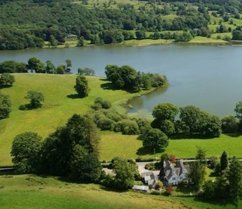  Cottage mit Blick auf Esthwaite Water und in der Nähe von Hawkshead