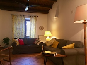 Sitting room - cosy in the evenings