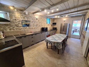 Grande cuisine pour cuisiner ensemble