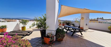 Rooftop Private Balcony