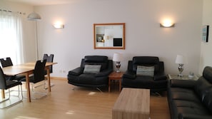Large comfortable living/dining  area