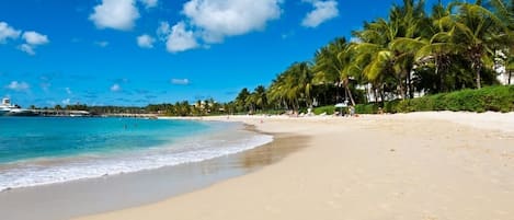 The Beautiful South Beach. The apartment is just there on the right.