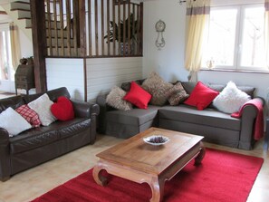 Comfy Lounge