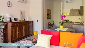 Apartment renovated in 2018 | Open space kitchen and living room