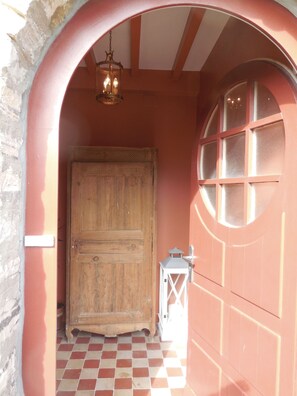 Exterior detail