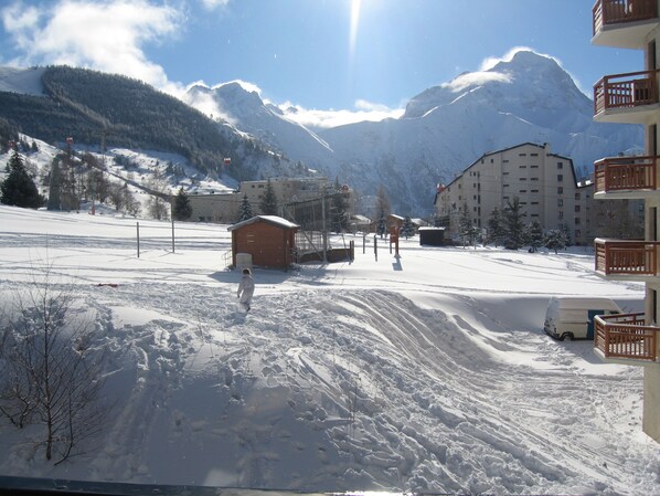 Snow and ski sports