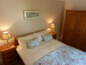1 double bedroom with sofa bed in living area