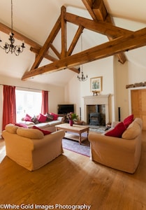 Gran casa de vacaciones con capacidad para 9 + 3 cerca de Tidewsell / Buxton / Peak District, Derbyshire