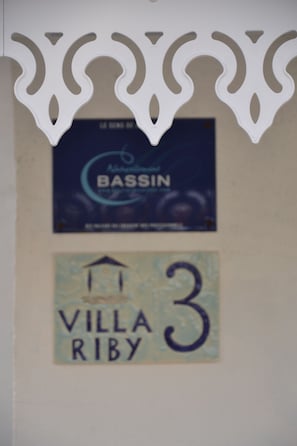Villa Riby = nom de la maison