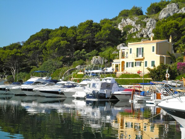 Marina
