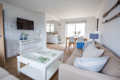 Beachstyle geschmackvolles Einfamilienhaus zwischen Croyde Strand und Dorf mit Meerblick