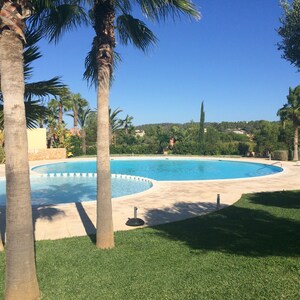 New apartment with lagoon pool and gardens
