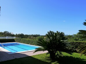 Piscina-jardín