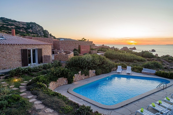 Building Exterior, Pool, Scenic View